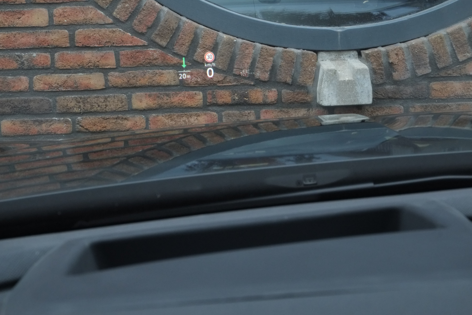 48458557-14.jpg
